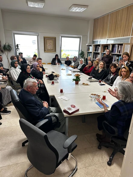 DR. F. İNCİ AYAN BİROL ÖĞRENCİLERİMİZLE BULUŞTU.